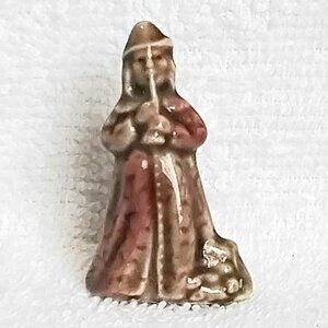 4/$20 Series 2 Nursery Rhymes (71-79) Wade Red Rose Tea Pied Piper Figurine!!